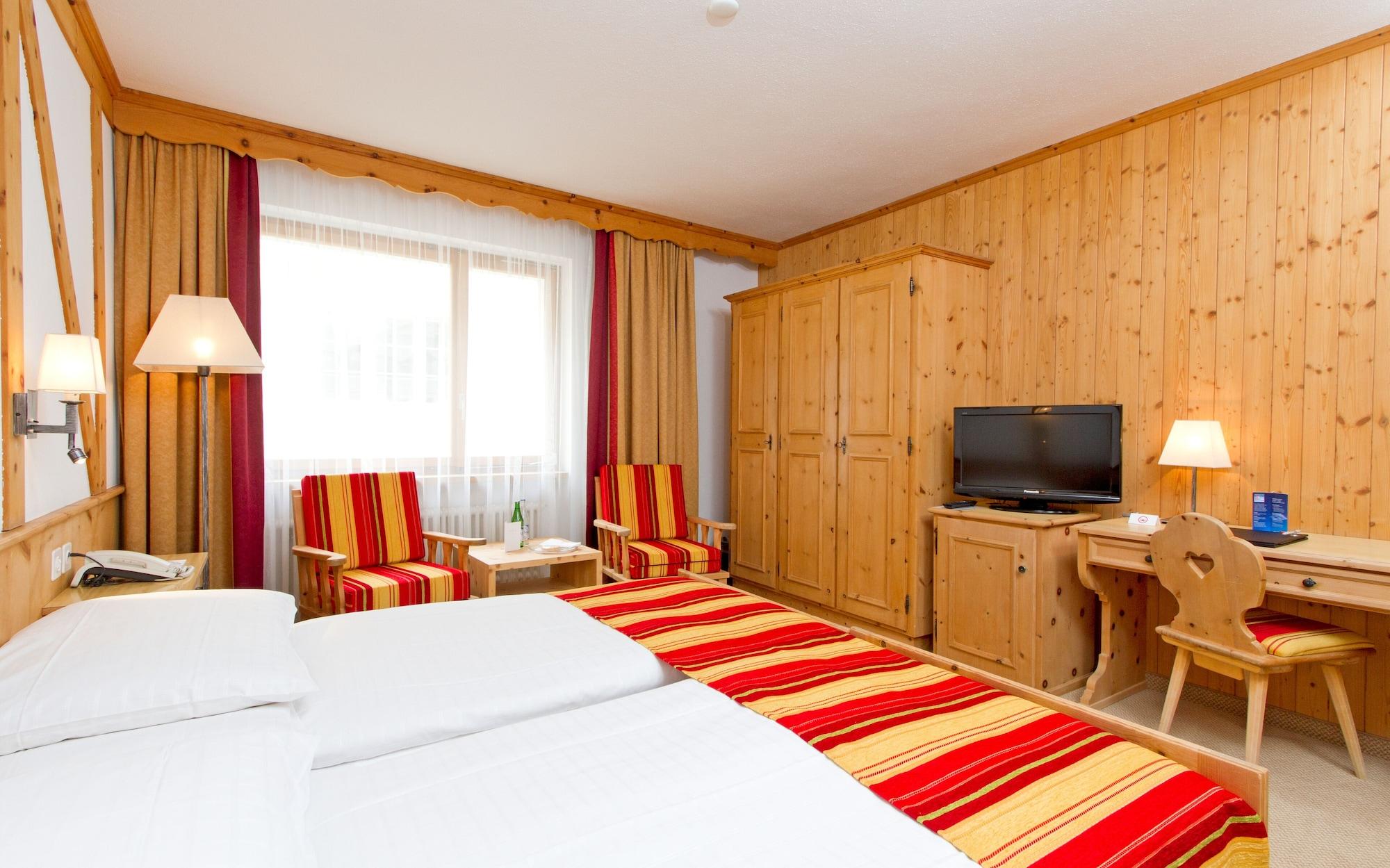 Edelweiss Swiss Quality Hotel Sils Maria Exterior photo